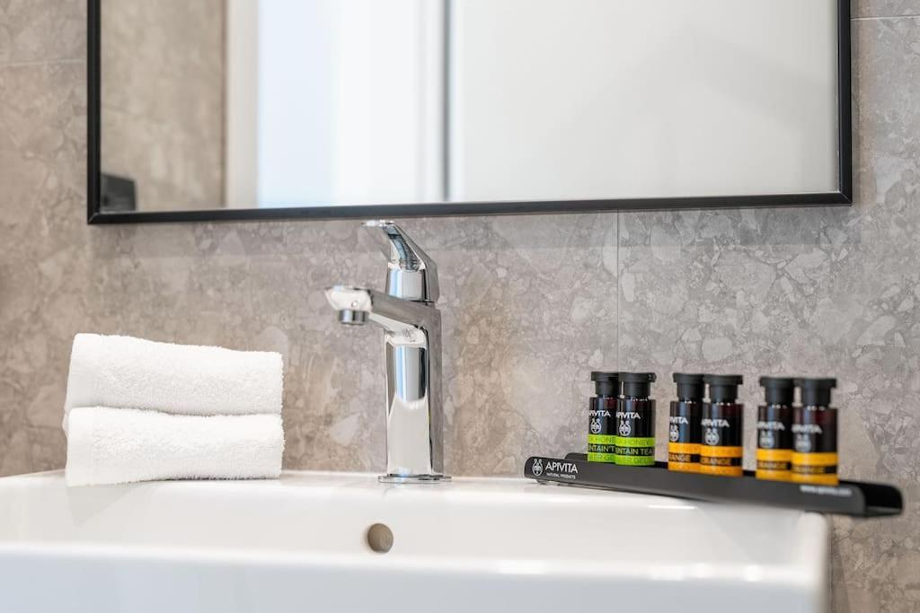 Rhodes City Maison Du Jardin 2-Bedroom Apartment Private Outdoor Jacuzzi מראה חיצוני תמונה